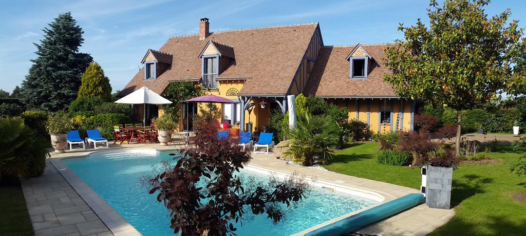 Chambres d'Hôtes La Bréachère Yvré-lʼÉvêque Exterior foto